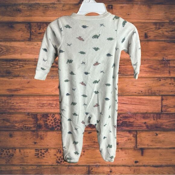 5 for $25🔥6 Months Carter's Dinosaur Print Terry Cloth Footies Jumpsuit Pajamas - Picture 2 of 4